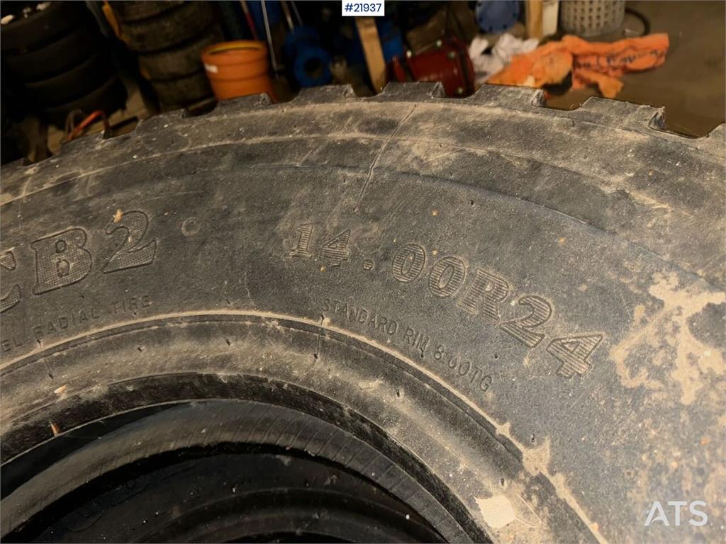 4 stk dekk til hjullaster eller veghøvel 21937 4 stk dekk til hjullaster eller veghøvel 1 image 11