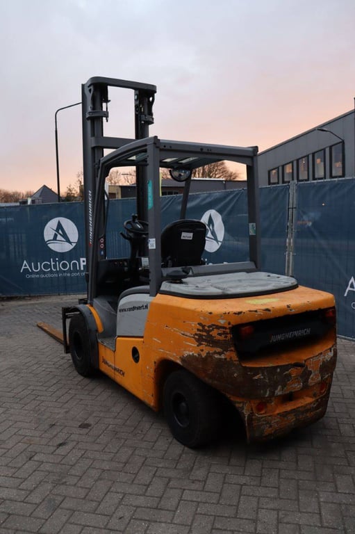 Forklift Jungheinrich DFG 435 Diesel 3500kg 4.5m 2020 2020 DFG 435 2020 1 Forklift image 5