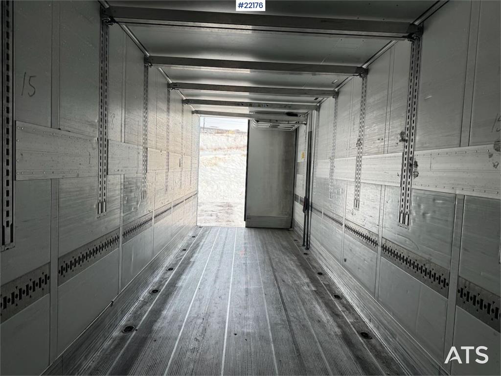 Schmitz Cargobull box semi-trailer with Thermo King unit – only 2,97 2018 22176 Schmitz Cargobull box semi-trailer with Th...