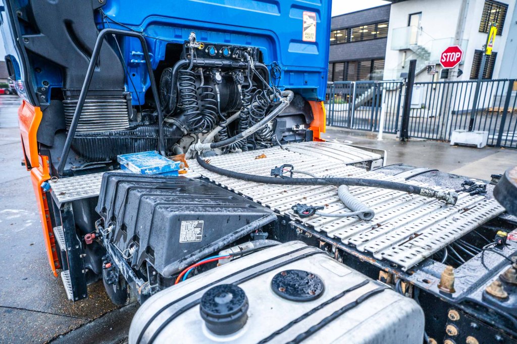 MAN TGX 18.420 XL BLS+INTARDER+HYDR. 2017 E64741 TGX 18.420 XL BLS+INTARDER+HYDR. 2017 1 image 8