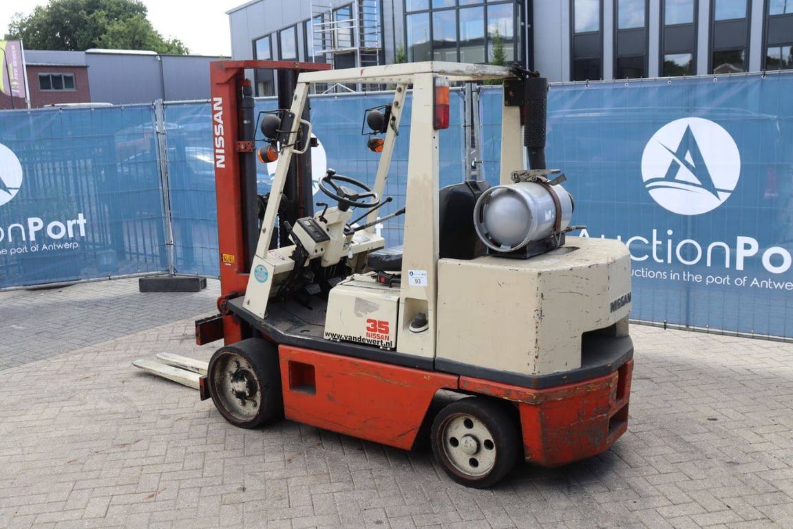 Forklift Nissan KCUGH02F350 LPG 2250kg 3.1m 1995 1995 KCUGH02F350 1995 1 Forklift image 4