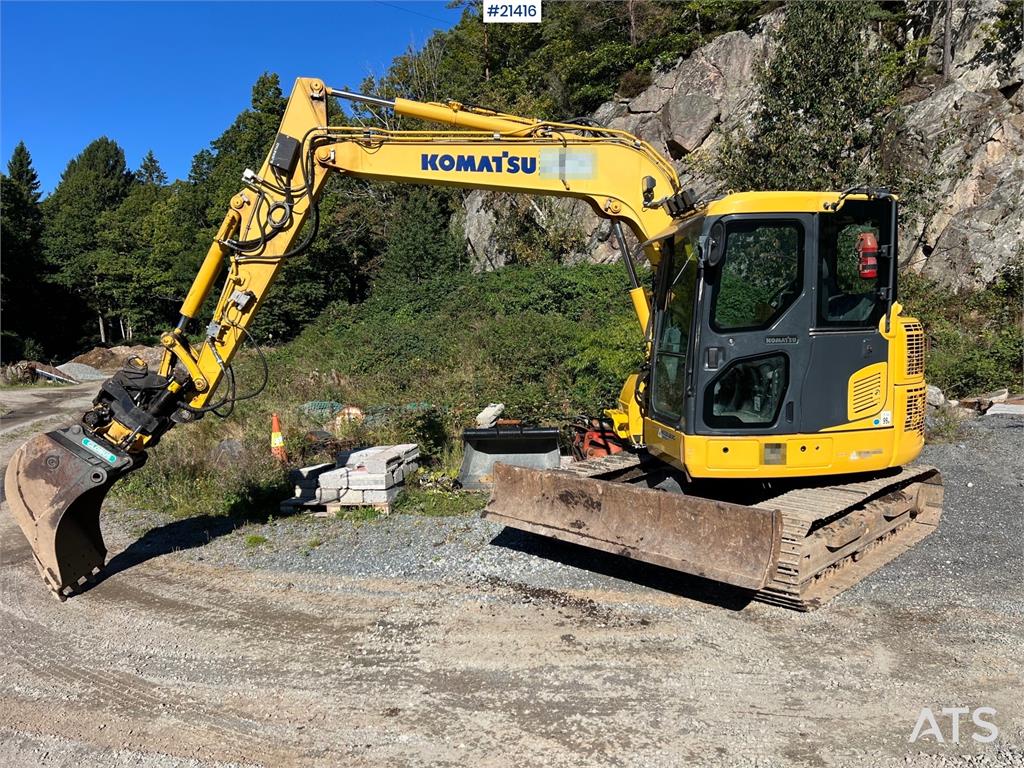 Komatsu PC78us Excavator w/ Rototilt, sanding bucket, narr 2015 21416 PC78us Excavator w/ Rototilt, sanding bucket, narr 2...