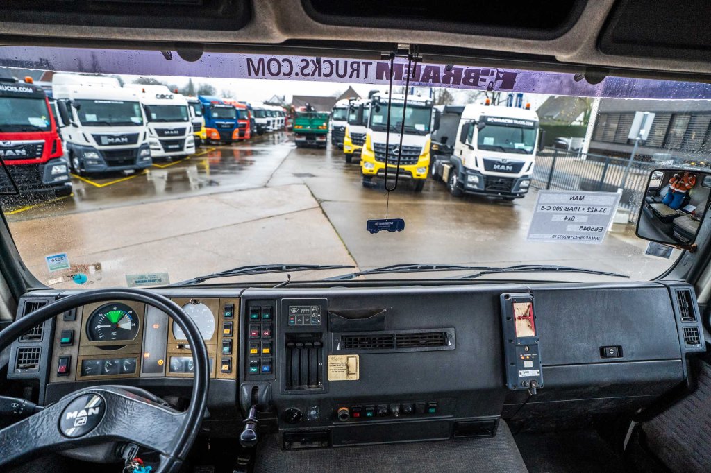 MAN 33.422 DF + HIAB 220 C-5 1995 E65045 33.422 DF + HIAB 220 C-5 1995 1 image 15