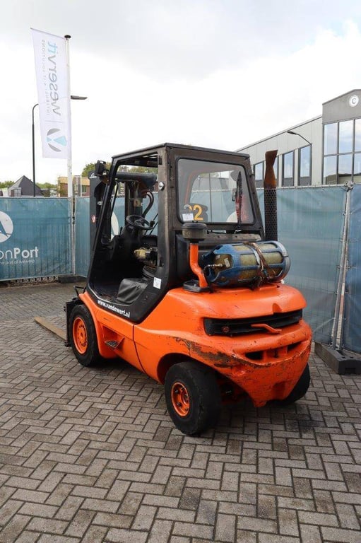 Forklift Linde H30T-03 LPG 3000kg 4.3m 2002 2002 H30T-03 2002 1 Forklift image 4