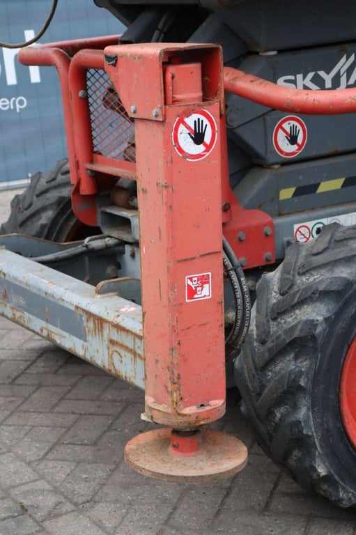 Scissor lift Skyjack SJ6832RT Diesel 12m 2015 2015 SJ6832RT 2015 1 Scissor Lifts image 11