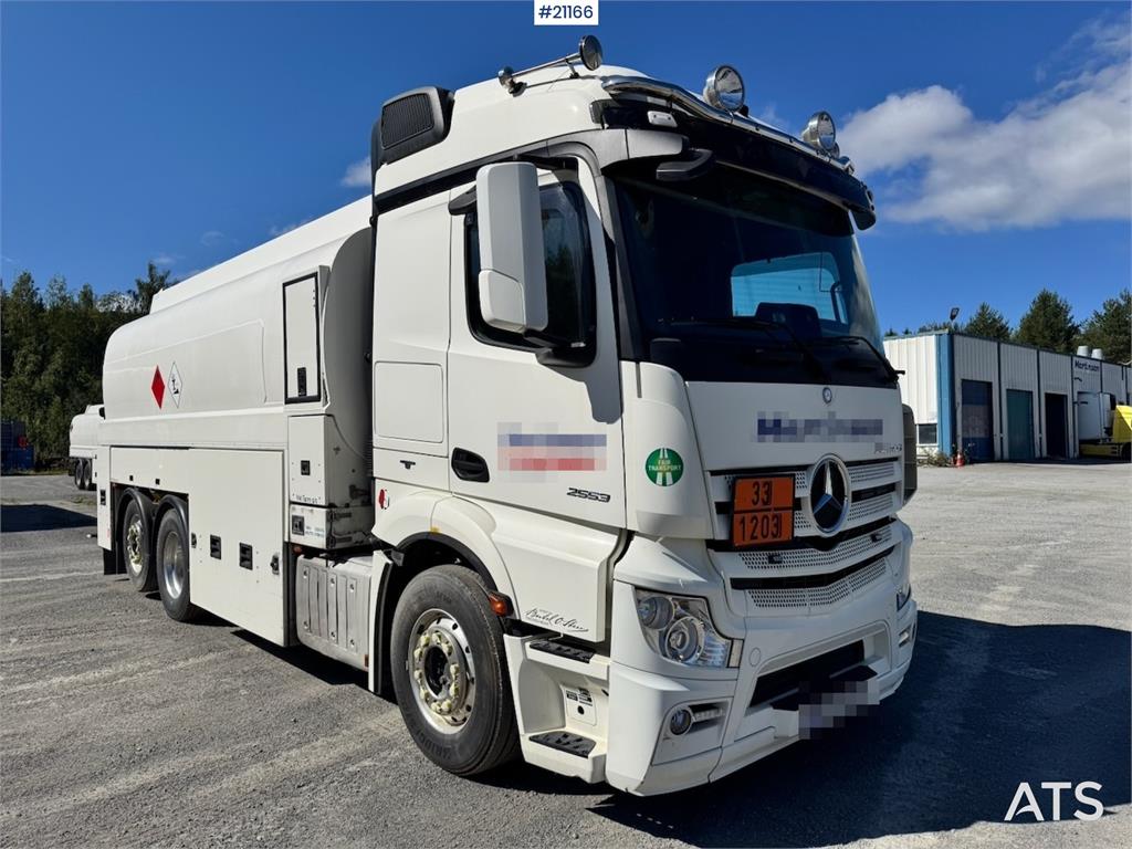 Mercedes-Benz Actros 2553 Tank truck w/ vm tarm trailer. 2018 21166 Actros 2553 Tank w/ vm tarm trailer. 2018 1 image 9
