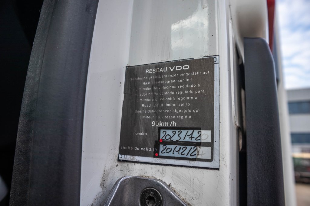 RENAULT T 460+SILO/ 5 COMP. 2016 E62662 Renault T 460+SILO/ 5 COMP. 2016 1 image 14