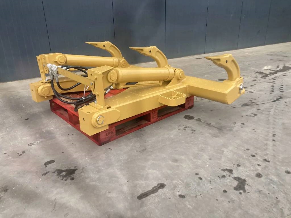 CAT D5M Ripper 2025 905131 D5M Ripper 2025 0 image 3