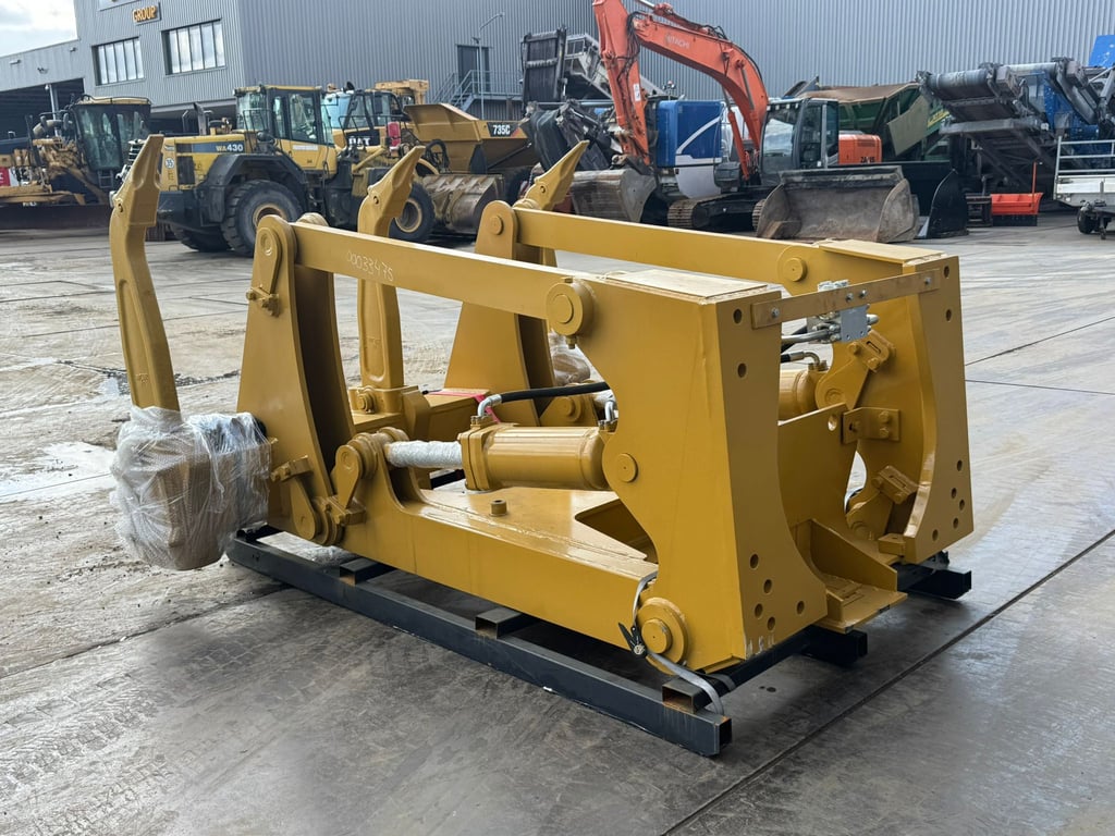 Caterpillar D7R D7H 2 Cylinders Ripper (casting shanks) 2025 00033473 D7R D7H 2 Cylinders Ripper (casting shanks) 2025 0 i...