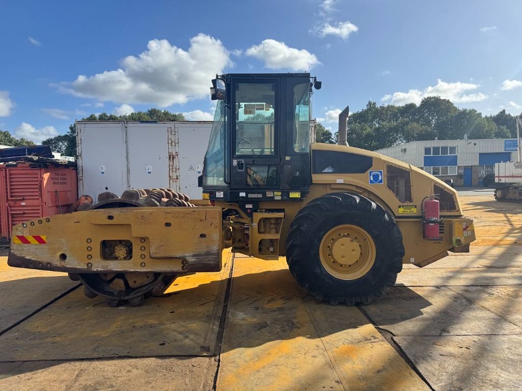 CAT CP 76 2011 5404 CAT 76 2011 1 image 2
