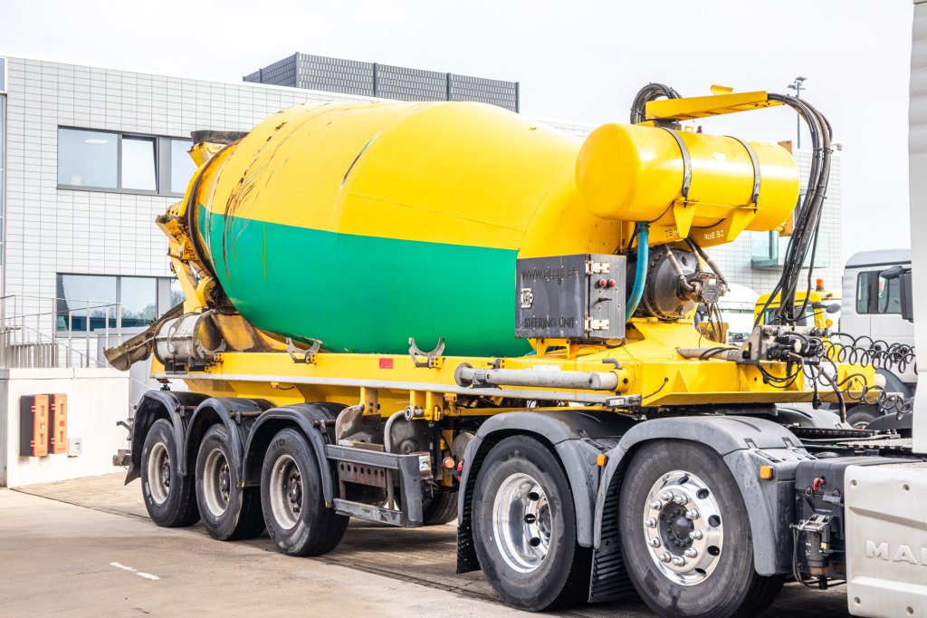 DE BUF BETON MIXER/MALAXEUR/MISCHER 12M3 2017 E61062 De Buf BETON MIXER/MALAXEUR/MISCHER 12M3 2017 1 image 2