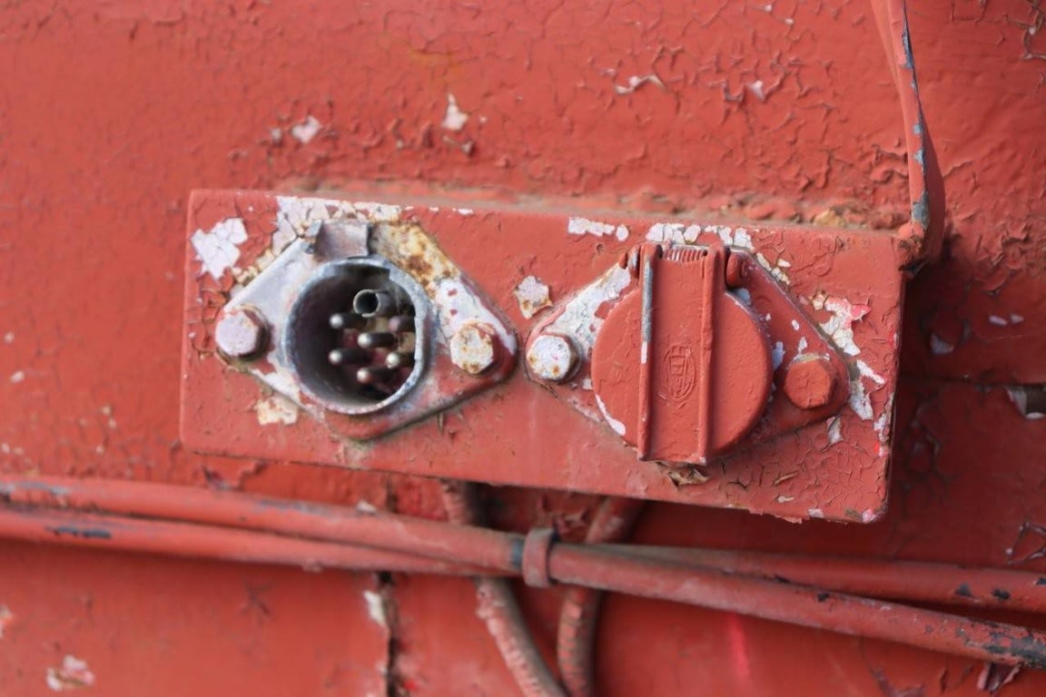 Semi-Low Loader Tec SVP 12.48.3 1992 1992 SVP 12.48.3 1992 1 image 9