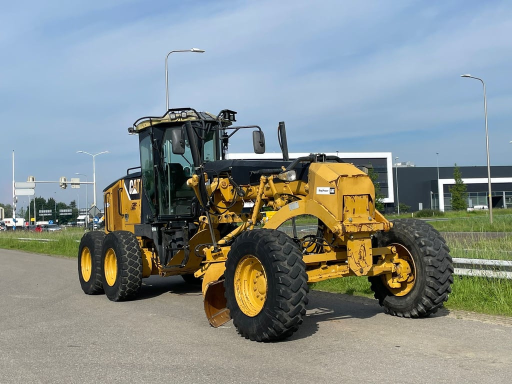 Caterpillar 12M 2011 00032663 12M 2011 1 image 6