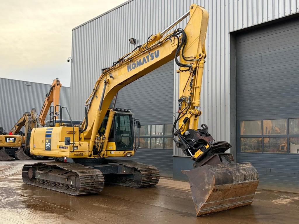 Komatsu PC240LC-10 2014 00033878 PC240LC-10 2014 1 image 10