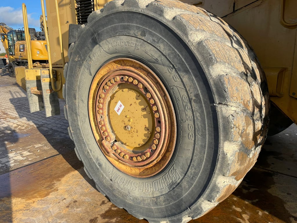 Caterpillar 988G 00033875 988G 1 Wheel Loaders image 15