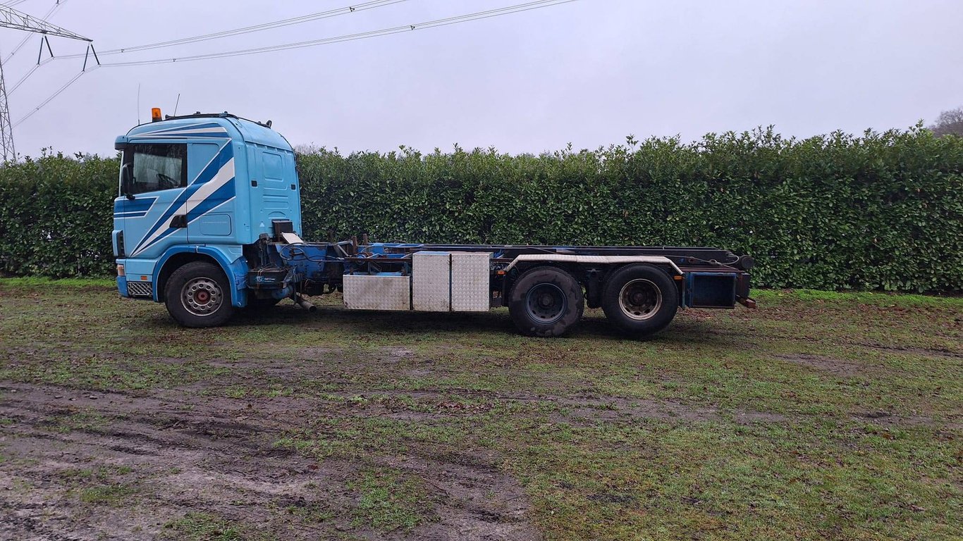 Chassis Cabin Scania R 144 GB 6X2 NA 90190 Diesel 1998 1998 R 144 GB 6X2 NA 90190 1998 1 image 2