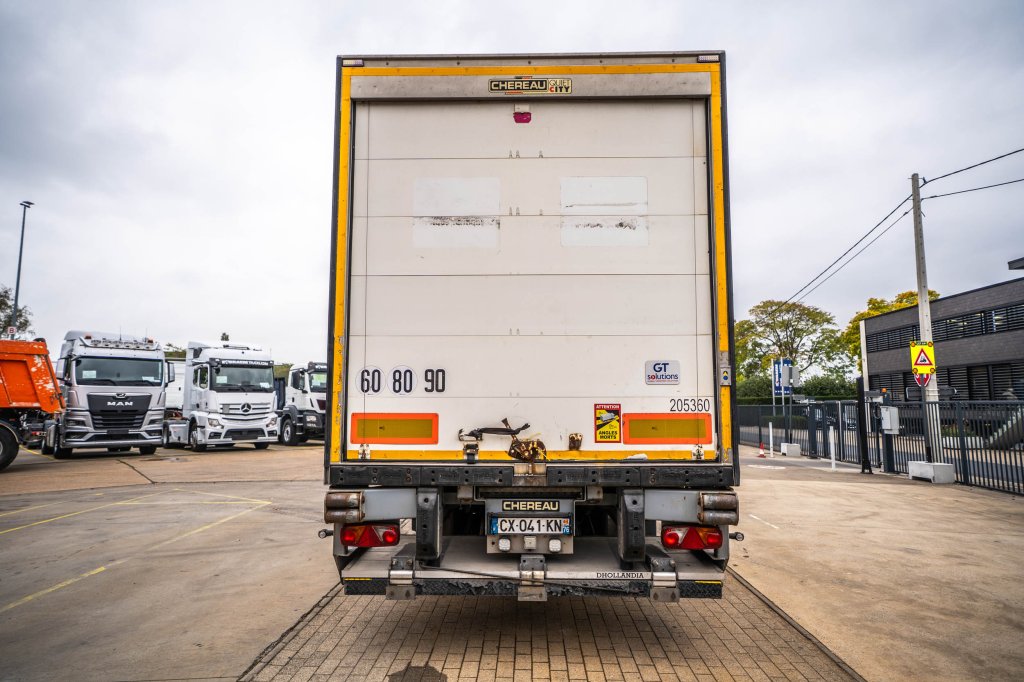 CHEREAU CARRIER 1950 MT+ DHOLLANDIA 2013 E64819 Chereau CARRIER 1950 MT+ DHOLLANDIA 2013 1 image 5