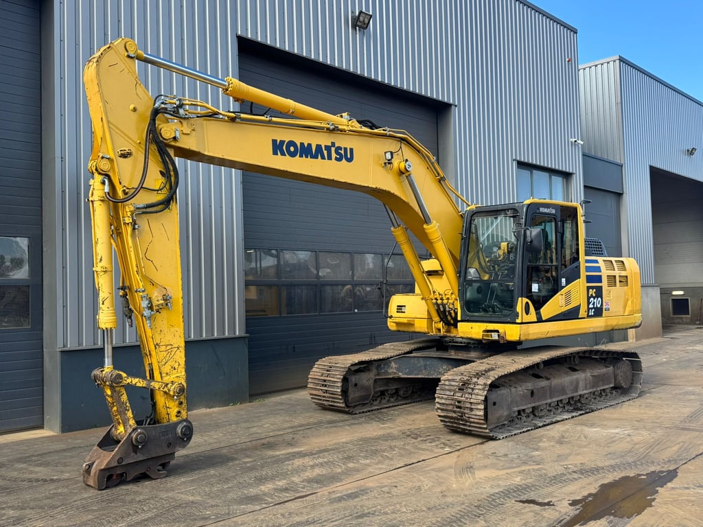 Komatsu PC210LC-10 2016 00033555 PC210LC-10 2016 1 image 2