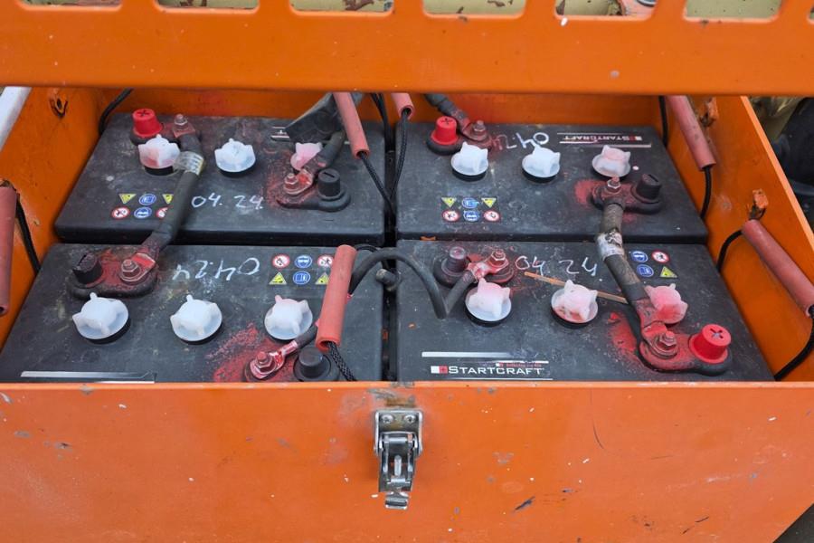 JLG M4069 Hybrid, 14.2m Working Height, 360kg Capacity 2004 JLG - M4069 - 90382 M4069 Hybrid, 14.2m Working Height, 360kg ...
