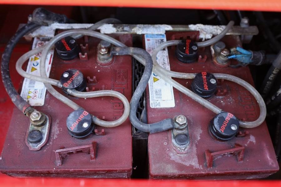 Holland Lift Ecostar HL-9710 Electric, 12m Working Height, 325k 2012 HOLLAND LIFT - Ecostar HL-9710 - 63517 Holland lift E...