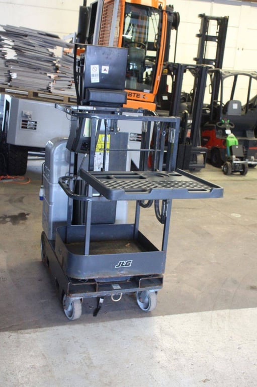 JLG 20MVL 7.98m Electric Mast Lift 2020 2020 20MVL 2020 1 image 6