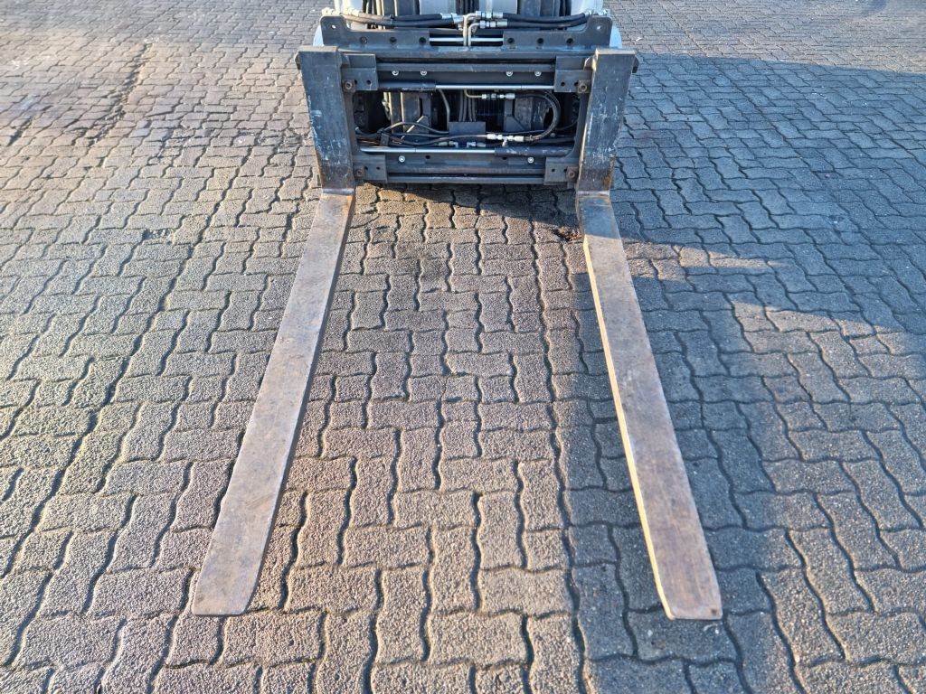 Still RX60-25 UVV 2008 ES0016 Still RX60-25 UVV 2008 1 Forklift image 6