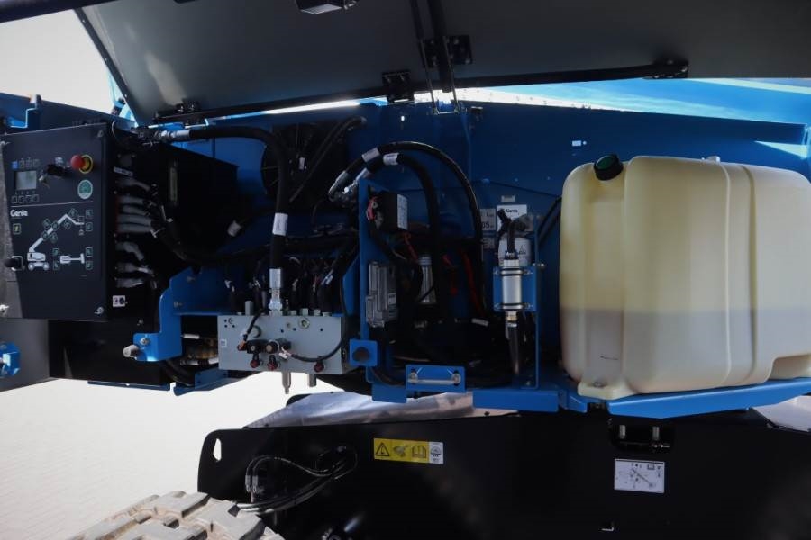 Genie S65XC Trax Valid inspection, *Guarantee! Diesel, 4 2023 GENIE - S65XC Trax - 61813 S65XC Trax Valid inspection, *Gua...