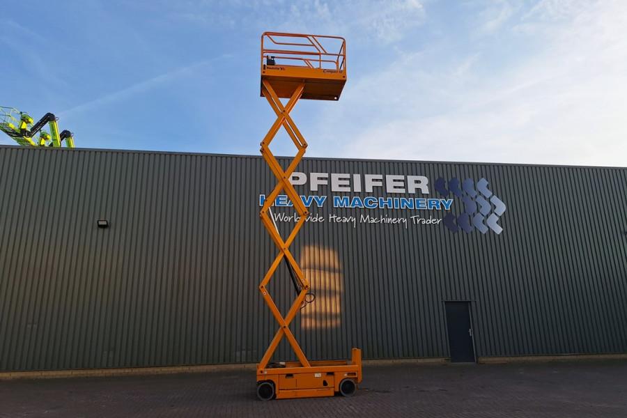 Haulotte Compact 10 Electric, 10m Working Height, 450kg Cap 2011 HAULOTTE - Compact 10 - 63602 Compact 10 Electric, 10m Wo...