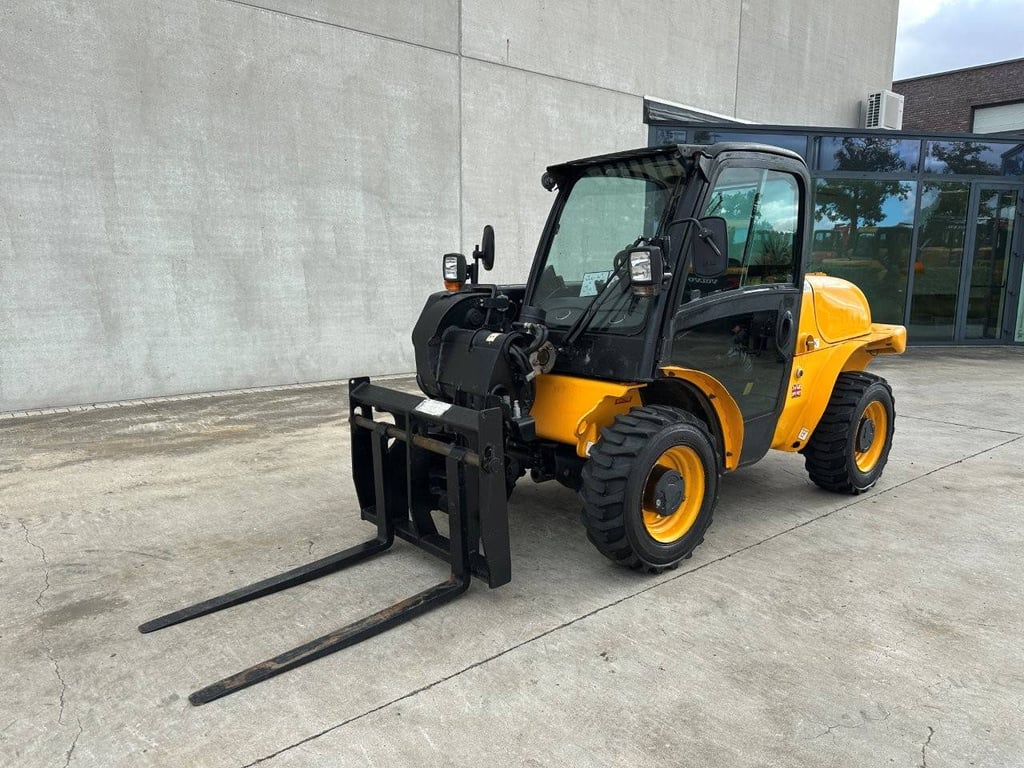 JCB 520-40 Diesel 36.3kW Telehandler 2018 2018 520-40 2018 1 image 2