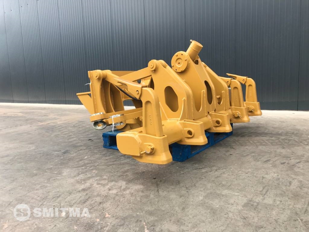 CAT 12M2 2025 903464 12M2 2025 0 image 2