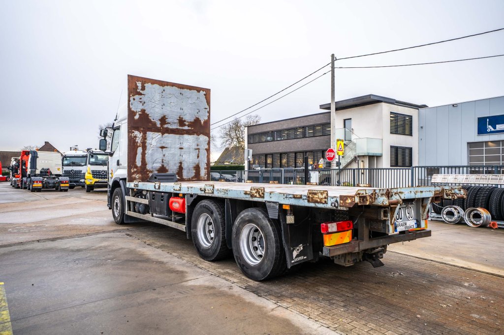 RENAULT LANDER 460 DXI -6X2+10 pneus/tires+INTARDER 2011 E63452 Renault LANDER 460 DXI -6X2+10 pneus/tires+INTARDER 2011 1...