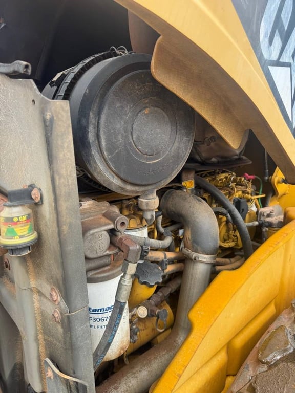 CAT CP 76 2011 5427 CAT 76 2011 1 image 15
