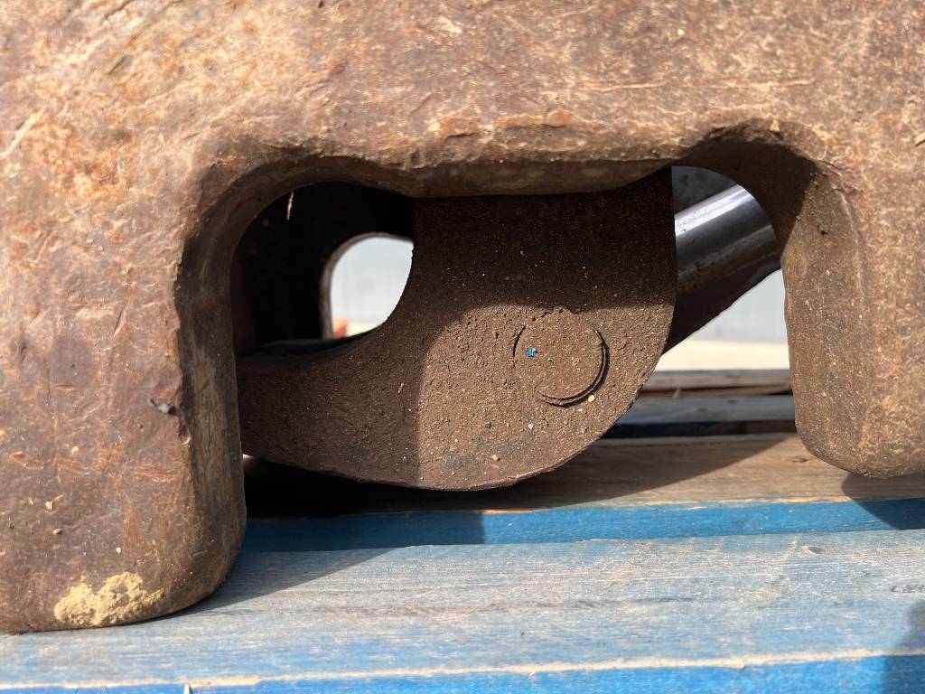 Miller Caterpillar 330C / 330D / 336D / 336E / 336F Geith 907834 Caterpillar 330C / 330D / 336D / 336E / 336F Geith 1 imag...