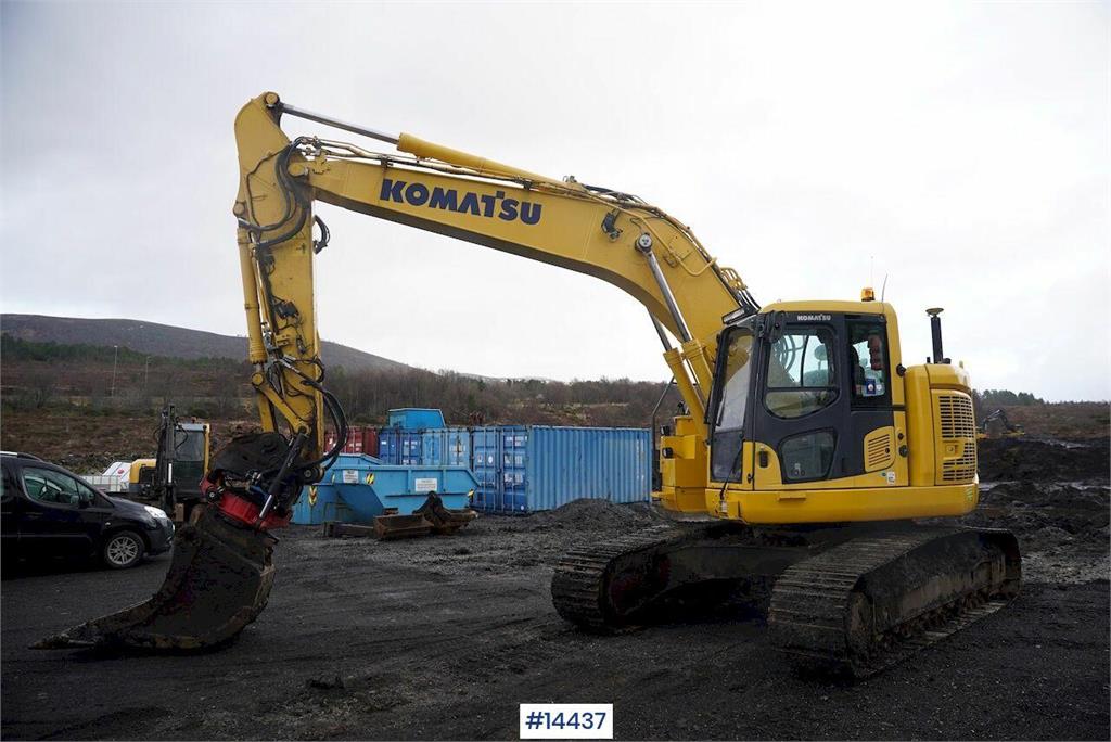 Komatsu PC228USLC-10 crawler excavator with GPS, rototilt 2017 14437 PC228USLC-10 crawler excavator with GPS, rototilt 201...