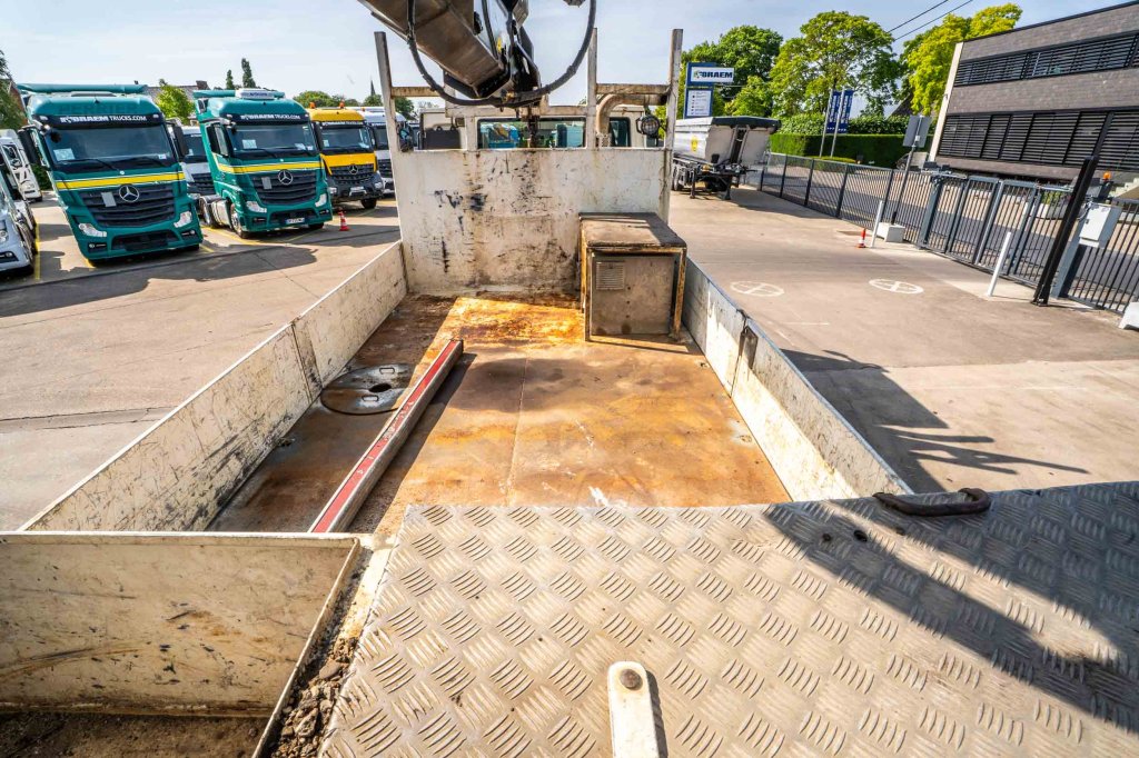 MAN TGS 33.400 BB - HIAB 377 E-5 HIPRO 2010 E63781 TGS 33.400 BB - HIAB 377 E-5 HIPRO 2010 1 image 12