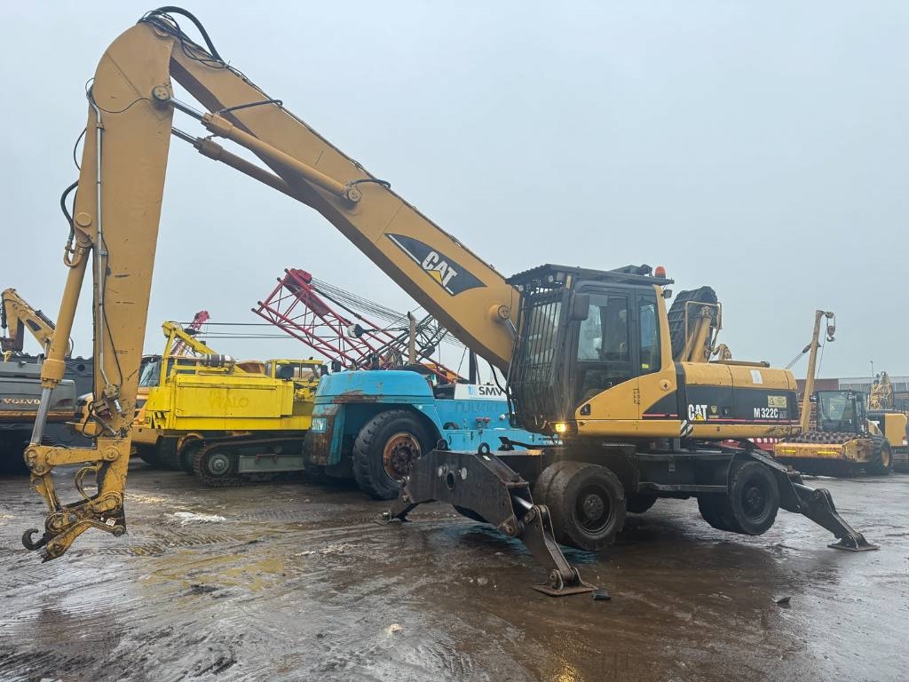 CAT M 322 C 2005 5451 M 322 C 2005 1 Other cranes image 2