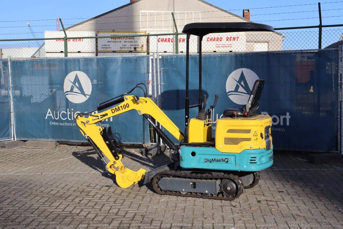 Mini Excavator DigMaster DM100 Petrol 13.5 hp 2025 New 2025 DigMaster DM100 2025 0 image 3