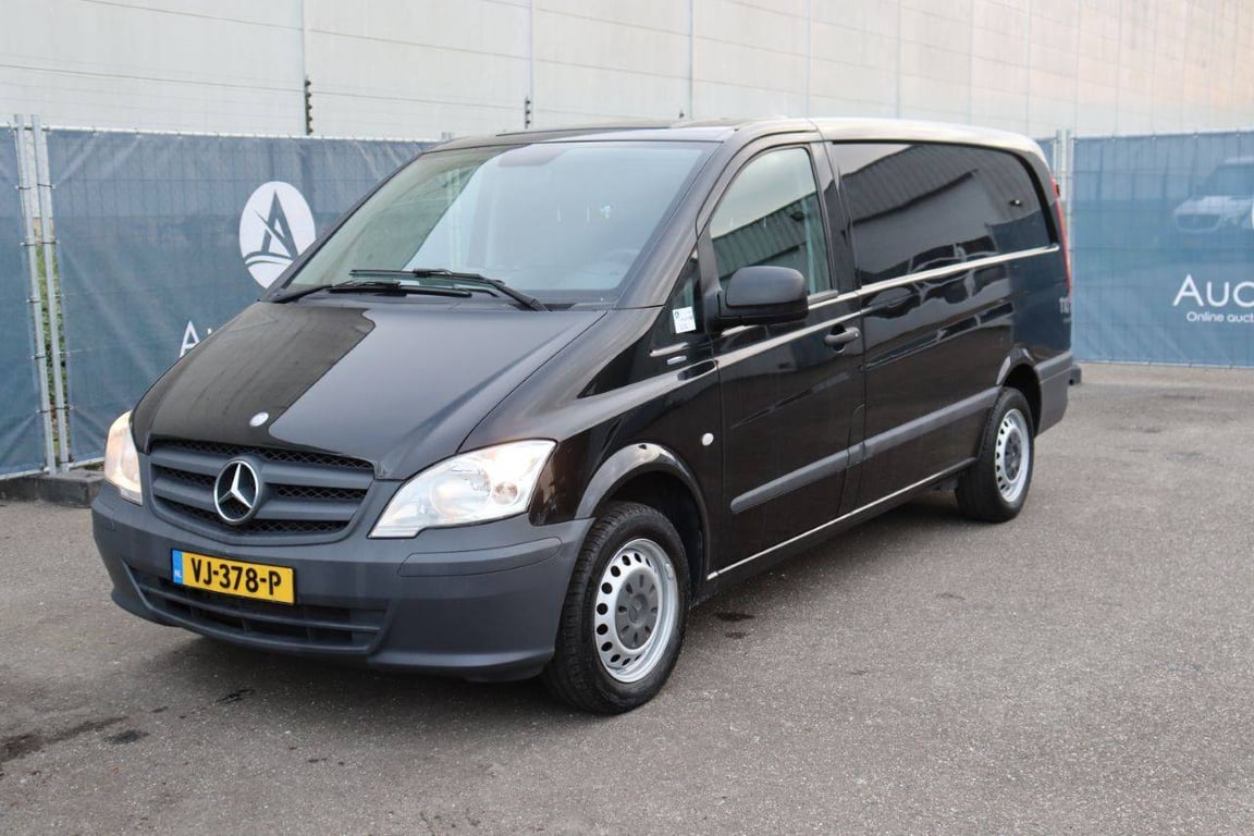 Mercedes-Benz Vito 110 CDI Diesel 2014 Van 2014 Vito 110 CDI 2014 1 image 9