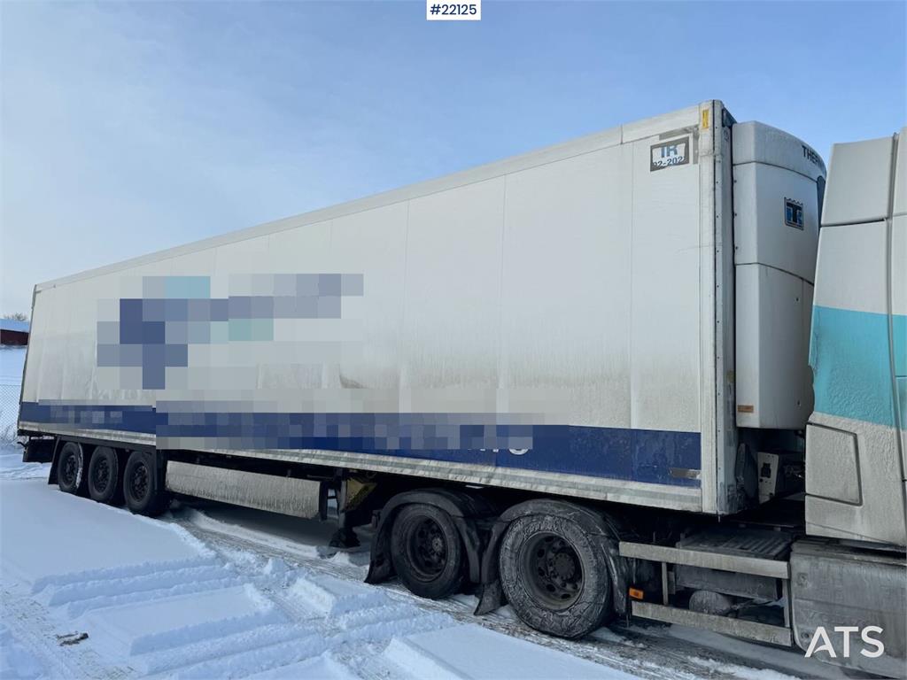 Krone box semi-trailer with Thermo King unit 2015 22125 box semi-trailer with Thermo King unit 2015 1 Refrigerated semi tr...