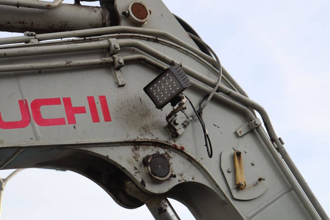 Wheel excavator Takeuchi TB175W Diesel TB175W 1 Wheel Loaders image 13