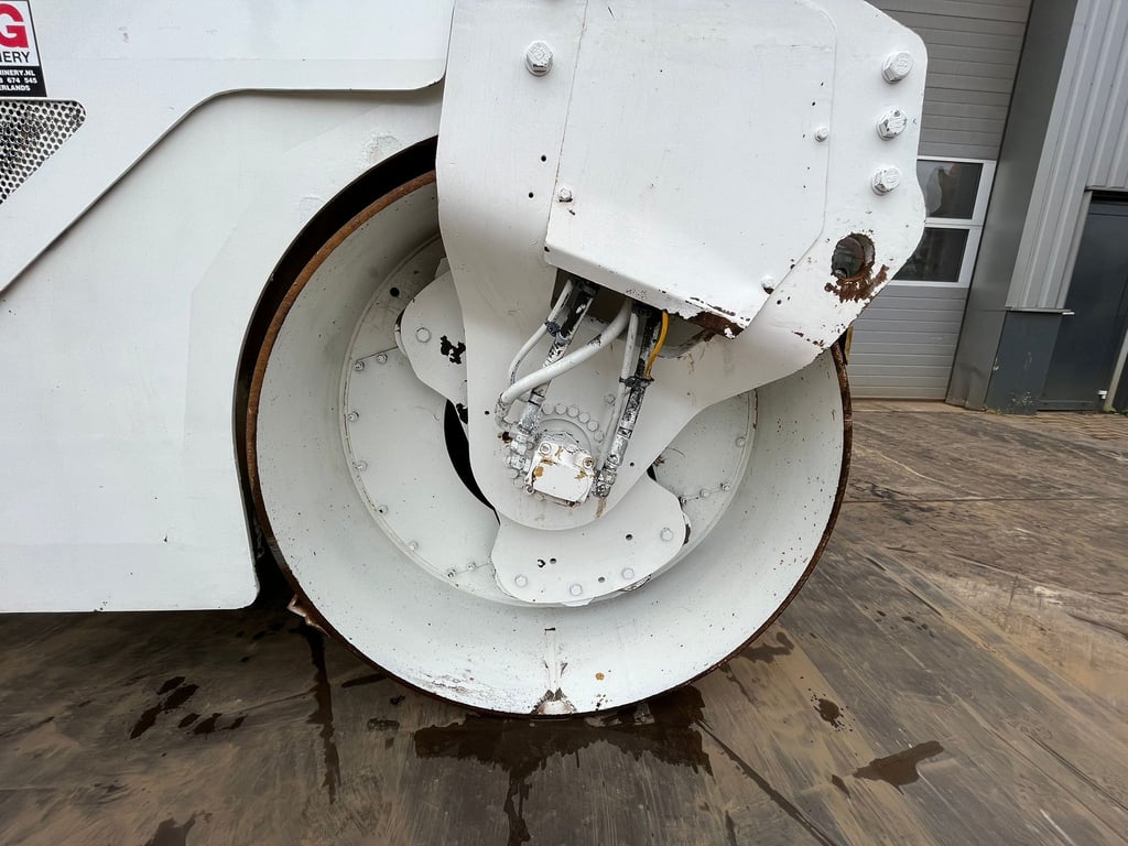 Caterpillar CB534D CE / EPA 2006 00032106 CB534D CE / EPA 2006 1 image 7