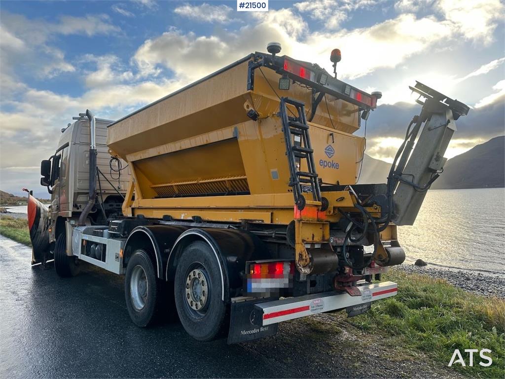 Mercedes-Benz Actros 2848 4x4+2 snow rigged hook truck w/ 20t ho 2011 21500 Actros 2848 4x4+2 snow rigged hook w/ 20t ho 2...