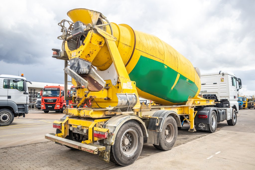 CIFA BETON MIXER/MALAXEUR/MISCHER 12M3 - STEERING AXLE 2018 E61066 CIFA BETON MIXER/MALAXEUR/MISCHER 12M3 - STEERING AXLE ...