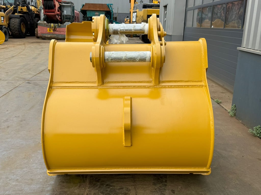 Caterpillar CAT 336 BUCKET DB Linkage (60-IN X 1.87 -CU M,6 teeth) 2025 00033213 CAT 336 BUCKET DB Linkage (60-IN X 1.87 -...