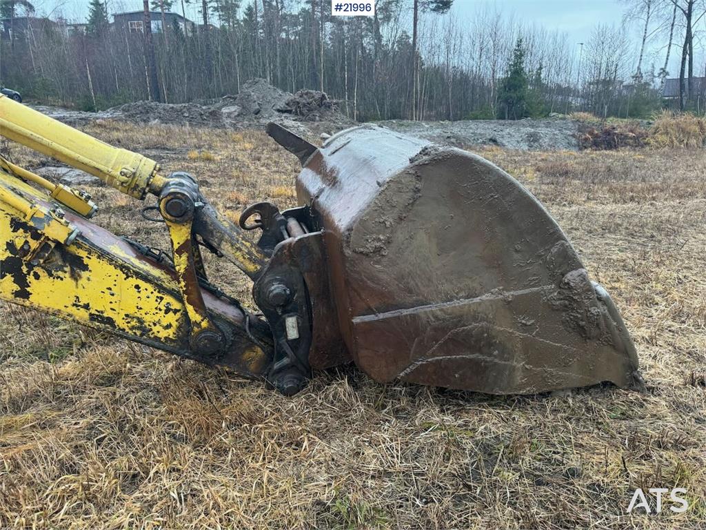 Komatsu PC290LC-7K tracked excavator w/ bucket 2003 21996 PC290LC-7K tracked excavator w/ bucket 2003 1 Crawler Excavators...