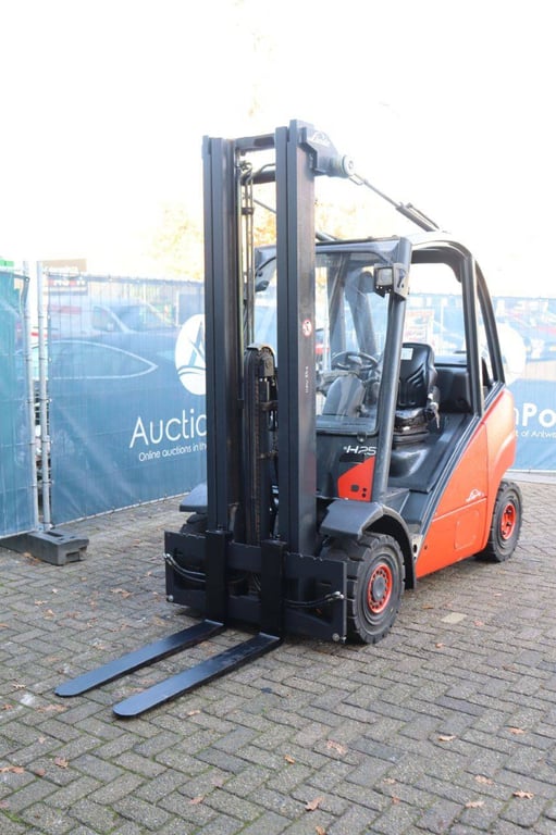 Forklift Linde H25T LPG 2500kg 5.9m 2006 2006 H25T 2006 1 Forklift image 9