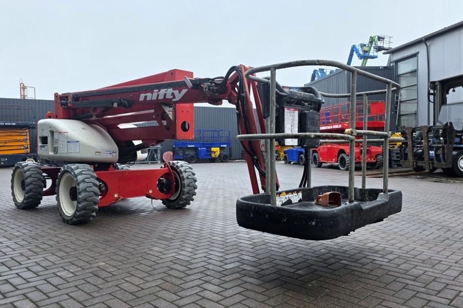 Niftylift HR17 HYBRIDE 4WD Hybrid, 4x4 Drive, 17.2m Working 2013 NIFTYLIFT - HR17 HYBRIDE 4WD - 90358 Niftylift HR17 HYBRI...