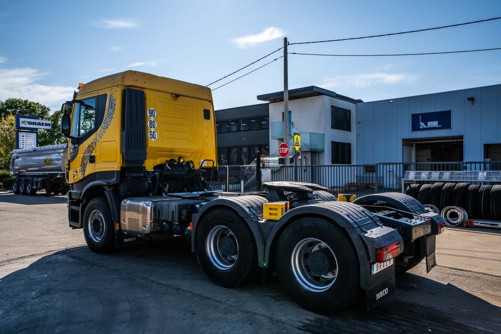 IVECO 570 X-WAY + INTARDER+HYDR. 2019 E64672 570 X-WAY + INTARDER+HYDR. 2019 1 image 4