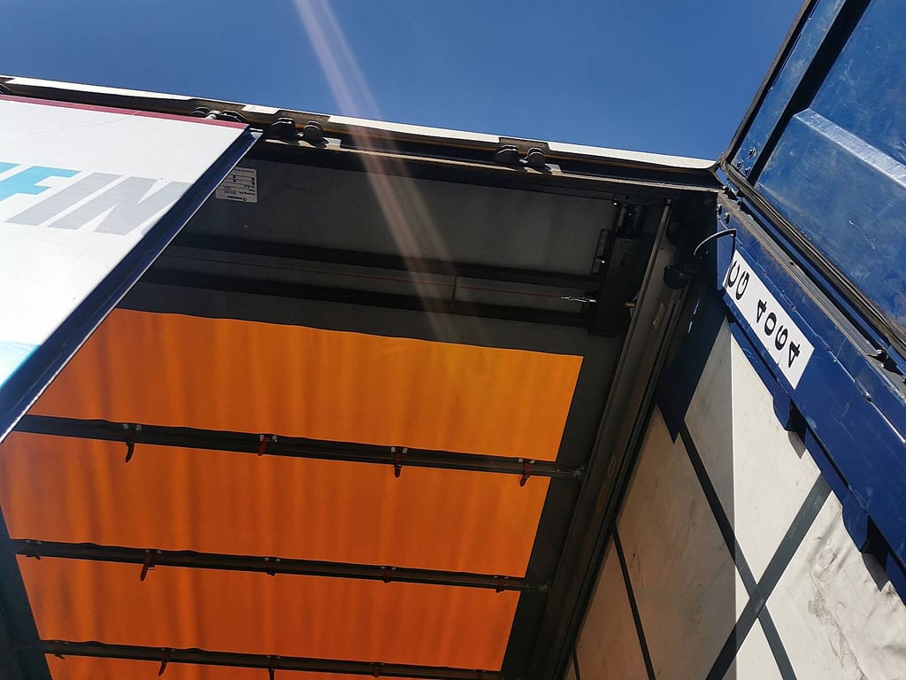 KRONE SDP 02 bär 2 tons taillift 2017 SDP 02 BÄR 2 TONS TAILLIFT 2017 1 image 12