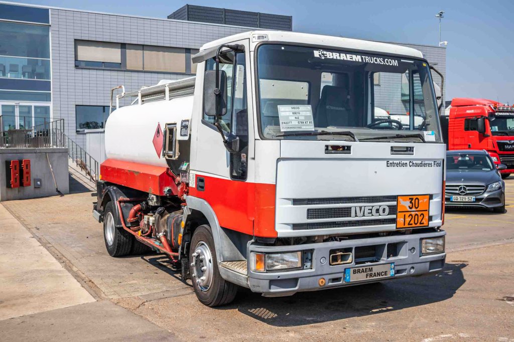 IVECO 85E15+ CITERNE 5000 L 1994 E62277 85E15+ CITERNE 5000 L 1994 1 image 2